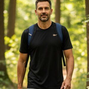 NWOT - REEBOK DARK NAVY ATHLETIC TEE SHIRT SPEEDWICK MATERIAL